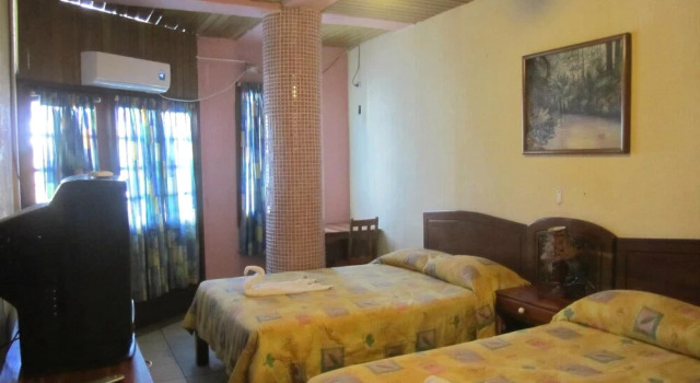 Hotel Sherwood, Забронировать Отель Тела Атлантида