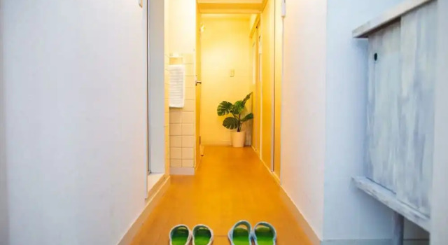 Shinsaibashi Beach House