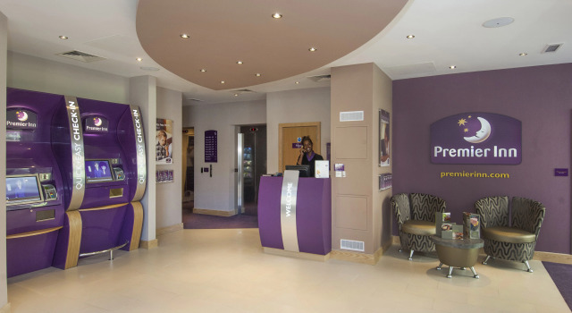 Premier Inn London Southwark Tate Modern, Забронировать Отель Отели Лондона с парковкой, рядом с Golden Hinde, Парковка