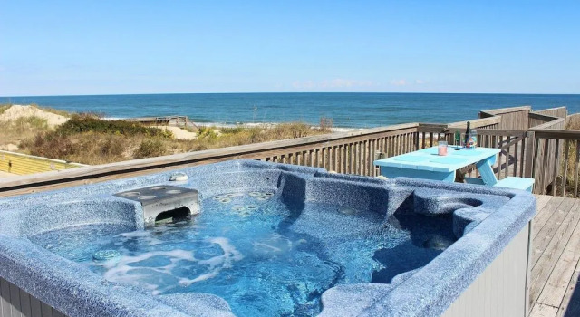 Kuhl Breeze - 5 Br home by RedAwning