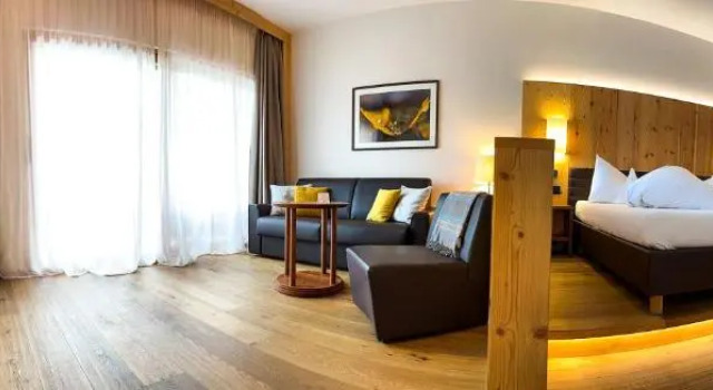 Полулюкс Artnatur Dolomites Hotel & Spa