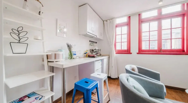 Cozy Apartment Best Location 302