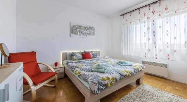 Awesome Apartment in Pula With Wifi and 3 Bedrooms, Reserva ahora Apartamento Hoteles en Pula con aparcamiento, Aparcamiento