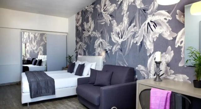 Трёхместный номер Standard с балконом и с частичным видом на море Mouikis Hotel Kefalonia