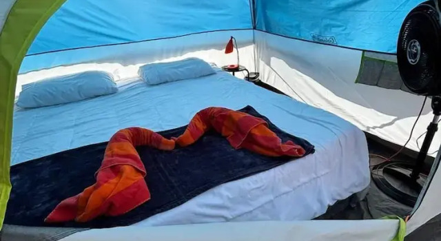 Тент Yes Please! Hostel