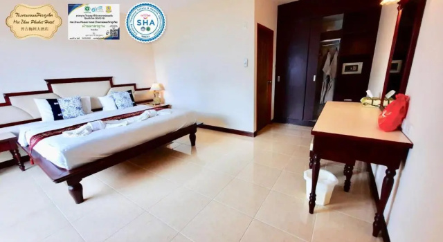 Семейный люкс с балконом Mei Zhou Phuket Hotel - SHA Plus