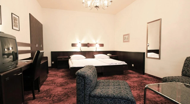 SHS-Hotel Fürstenhof, Rezervovat Hotel Hotely v Vídeň s parkováním, Parkování