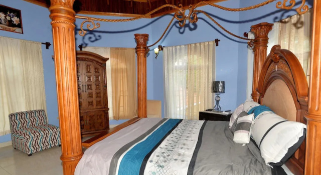 Двухместный люкс Luxury с балконом Basileia Palace