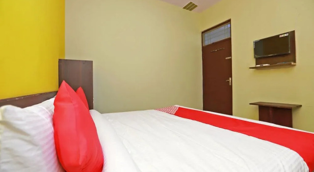OYO 37470 The Mohan Grand