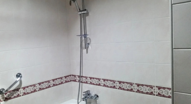 Luksusowy dwuosobowy pokój Hotel Grand Continental Kuching