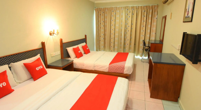Семейный люкс OYO 89642 Highway Inn