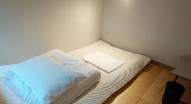 Капсула Hiroshima Saijo Youth Hostel