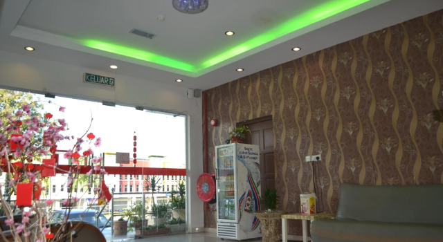 OYO 89715 CK Hotel