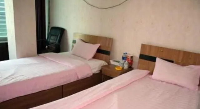 Junyue Business Inn, Buchen Sie Gasthaus Mini-Hotels in Liaoning, Gasthaus