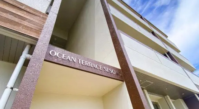 オーシャンテラス瀬底 Room403, Prenota Hotel Hotel a Okinawa con parcheggio, Parcheggio