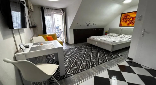 Апартаменты Little penthouse Vanja