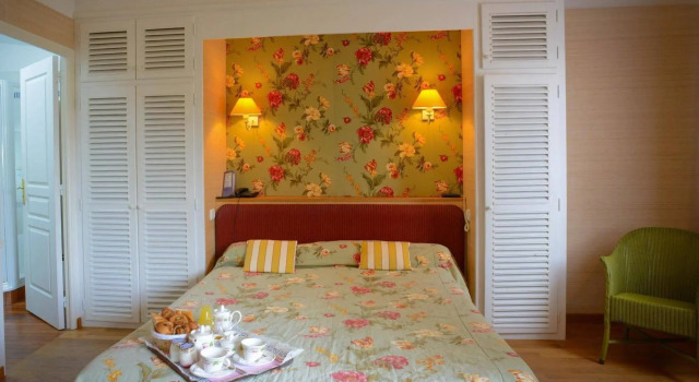 Logis Hotel Les Fuchsias, Забронировать Отель  