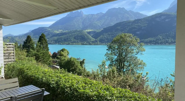 Коттедж Maison Lacustre - Maison contemporaine avec vue panoramique sur le lac dAnnecy