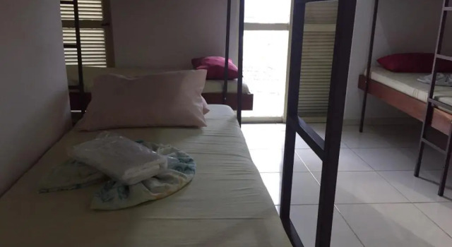 Vale Hostel, Забронировать Хостел Отели в центре Пиндамоньянгаба, в центре