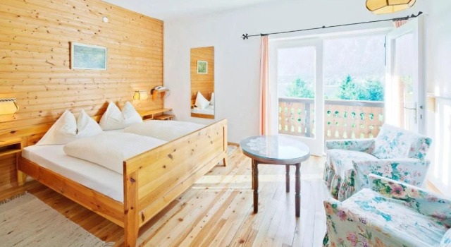 Seeappartements Presseggersee-Süd, Забронировать Отель Отели Эгг с парковкой, Парковка