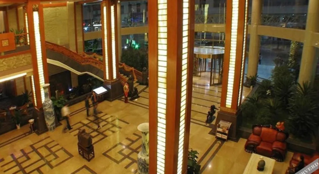 March Flower International Hotel, Забронировать Отель Бизнес-отели Цинсю, 4* 5*