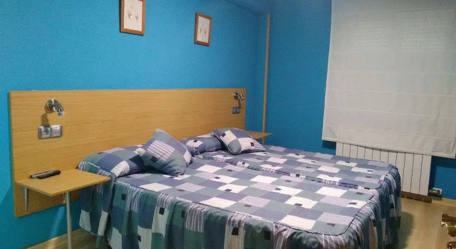 Albergue Turistico La Torre, Rezervasyon Otel Valdefresno İspanya