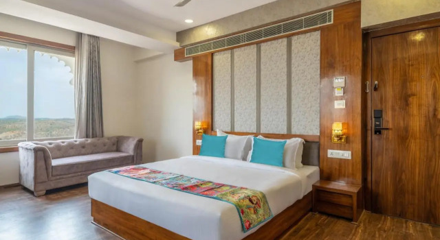 Paandora Grand Udaipur, Забронировать Отель Отели штата Раджастхана с бассейном, Бассейн