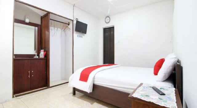 Двухместный номер Standard Reddoorz Syariah near Wijilan Yogyakarta