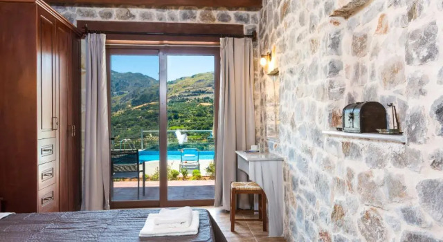 Вилла Villa Asigonia with Heated Pool & Whirlpool