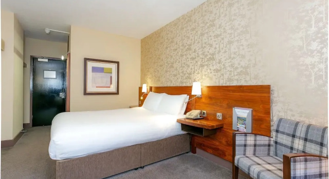 Двухместный номер Deluxe Cedar Court Wakefield