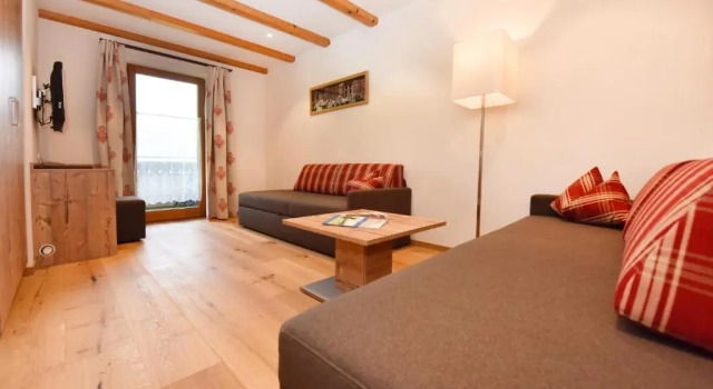 Gasthaus & Pension Alphorn, Book Hotel Hotels in Vorarlberg with Parking, Parking