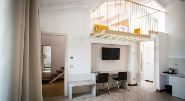 Люкс с видом на озеро Hotel Ponti