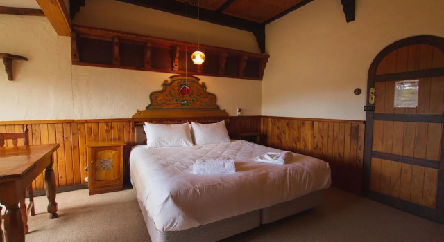 Dawson Falls Mountain Lodge, Rezerwuj Dom wakacyjny Wille w Taranaki, Willa