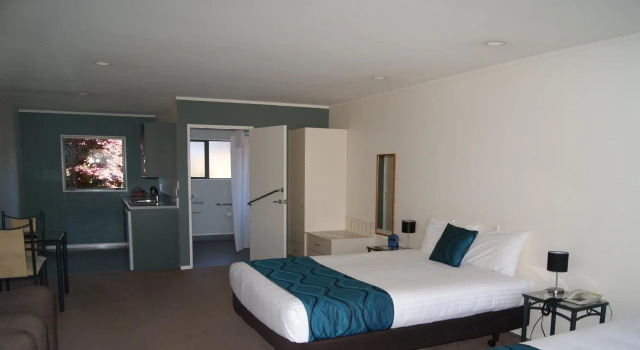 Barringtons Motor Lodge