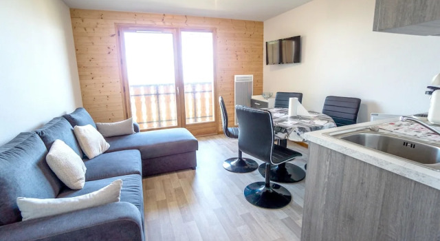 Apartment With one Bedroom in Thollon-les-mémises, With Wonderful Lake