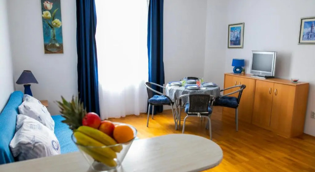 Апартаменты Charming Center Apartment