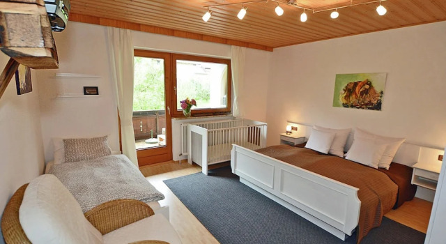 Contemporary Hillside Holiday Home in Schlitters, Забронировать Отель Отели Тироля 3 звезды, 3*