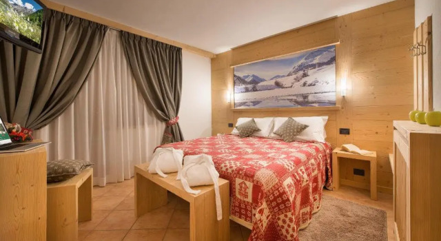 Standard Doppel Zimmer mit Balkon Hotel Bucaneve