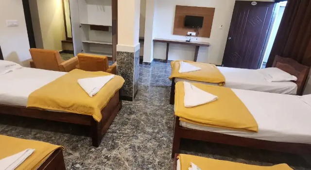 Кровать в общем номере (женский номер) Sanjose Residency