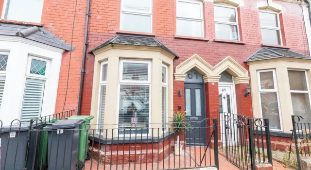 Stunning 2 Bedroom Cardiff Bay House, Забронировать Дом для отпуска Виллы Кардиф-Бэй, Вилла
