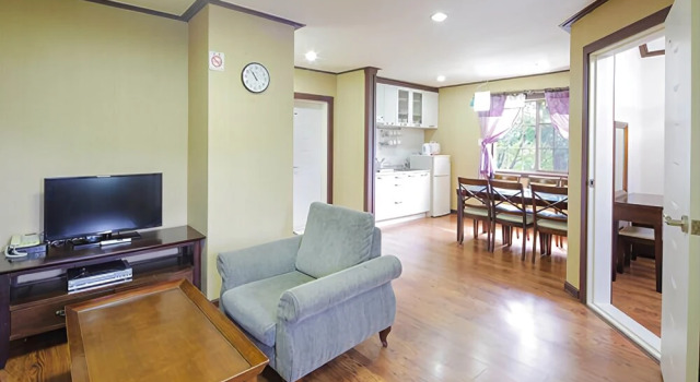 Jecheon Blooming Days Pension, Prenota Hotel Jecheon Chungcheongbuk-Do