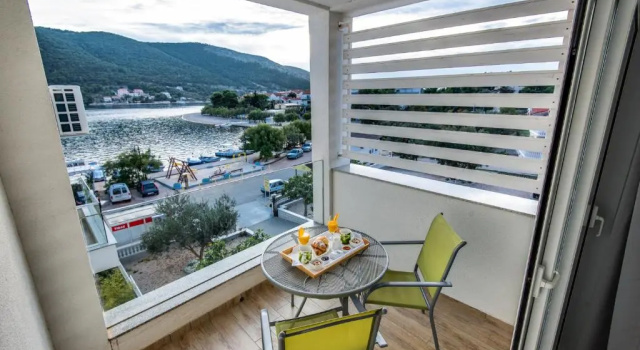 Студия Comfort Holidays Roko - Sea View Apartments with Pool