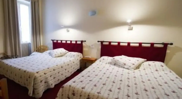 Семейный номер Comfort Fasthotel Pau-Centre HOTEL ADOUR