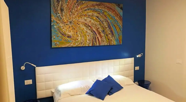 Suite Color Verona, Забронировать Отель Борго Рома Верона, рядом с Автовокзал Вероны
