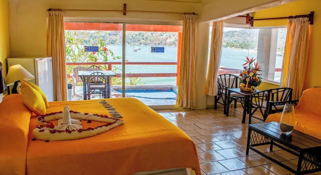Люкс с балконом Hotel Casa Sun and Moon