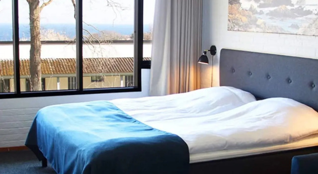 5 Person Holiday Home in Allinge, Book Feriehus Sommerhuse i Allinge, Hytte