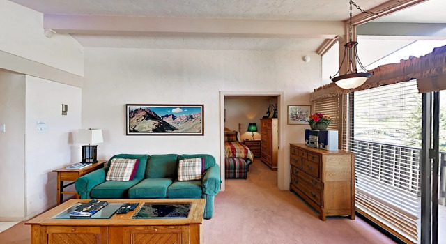 Snowmass Condo Near Treehouse Ski School by RedAwning