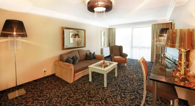 Люкс Deluxe Wellnesshotel Cervosa