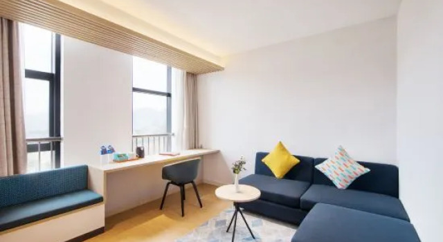 Люкс Standard Holiday Inn Express Shenzhen North Station by IHG