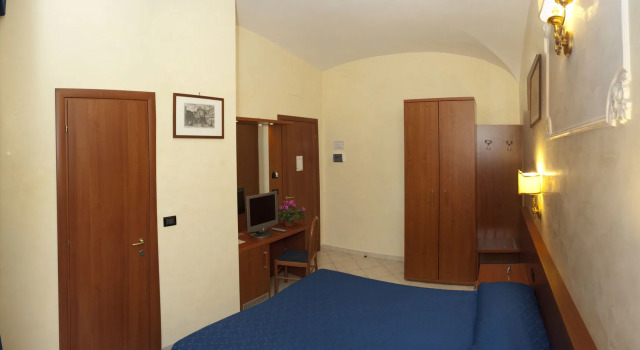 Arco Romano Rooms, Забронировать Апартаменты/квартира Рим Лацио, рядом с Вокзал Термини
